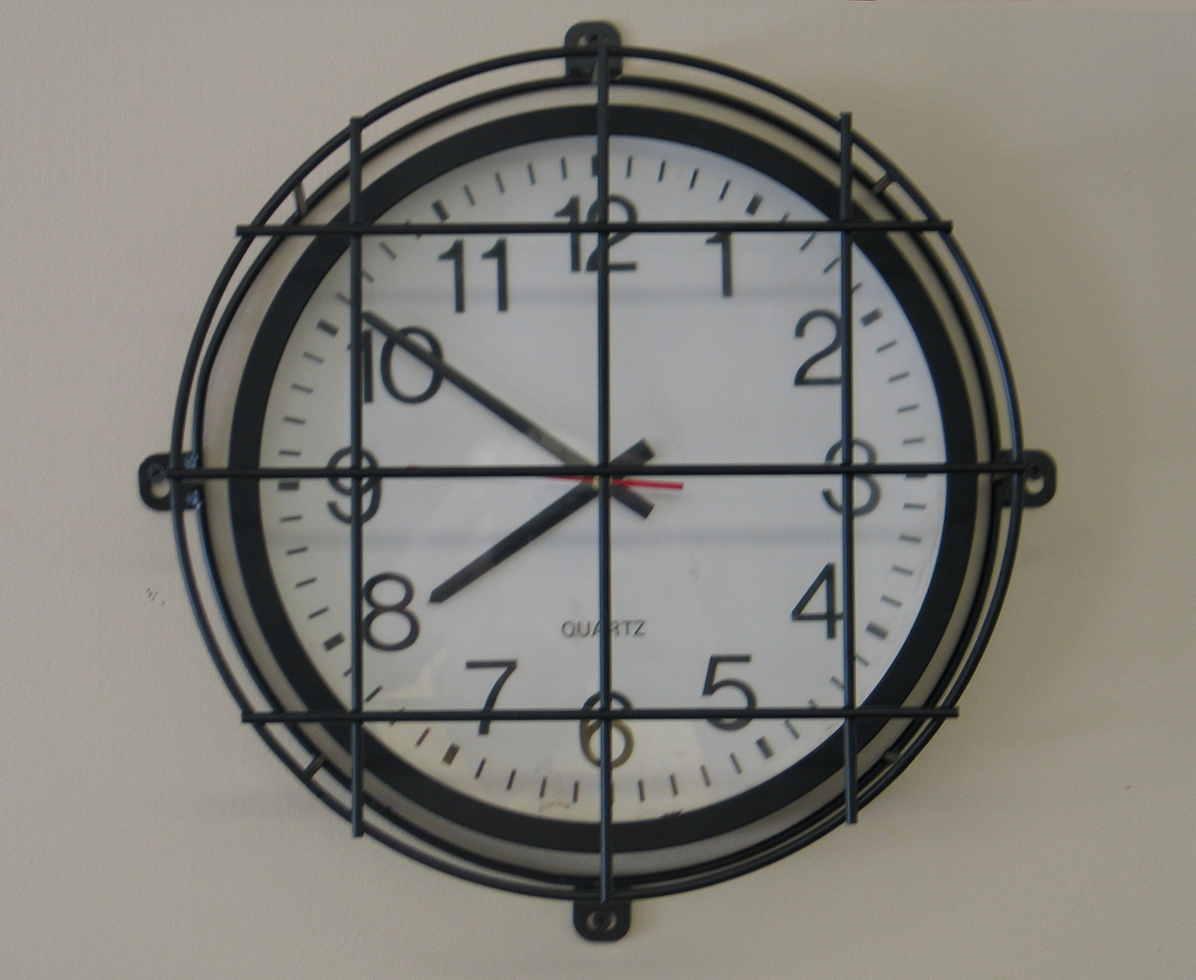 Round Wall Clock Cage 14"